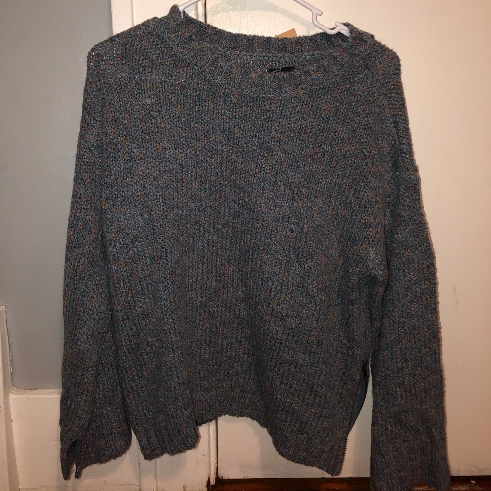 American Eagle Knit Sweater Size Small